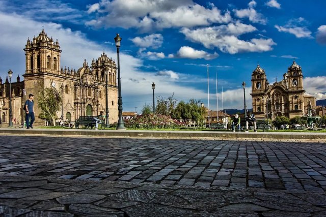 Tour Lima, Ica y Cusco 8 Días 7 Noches